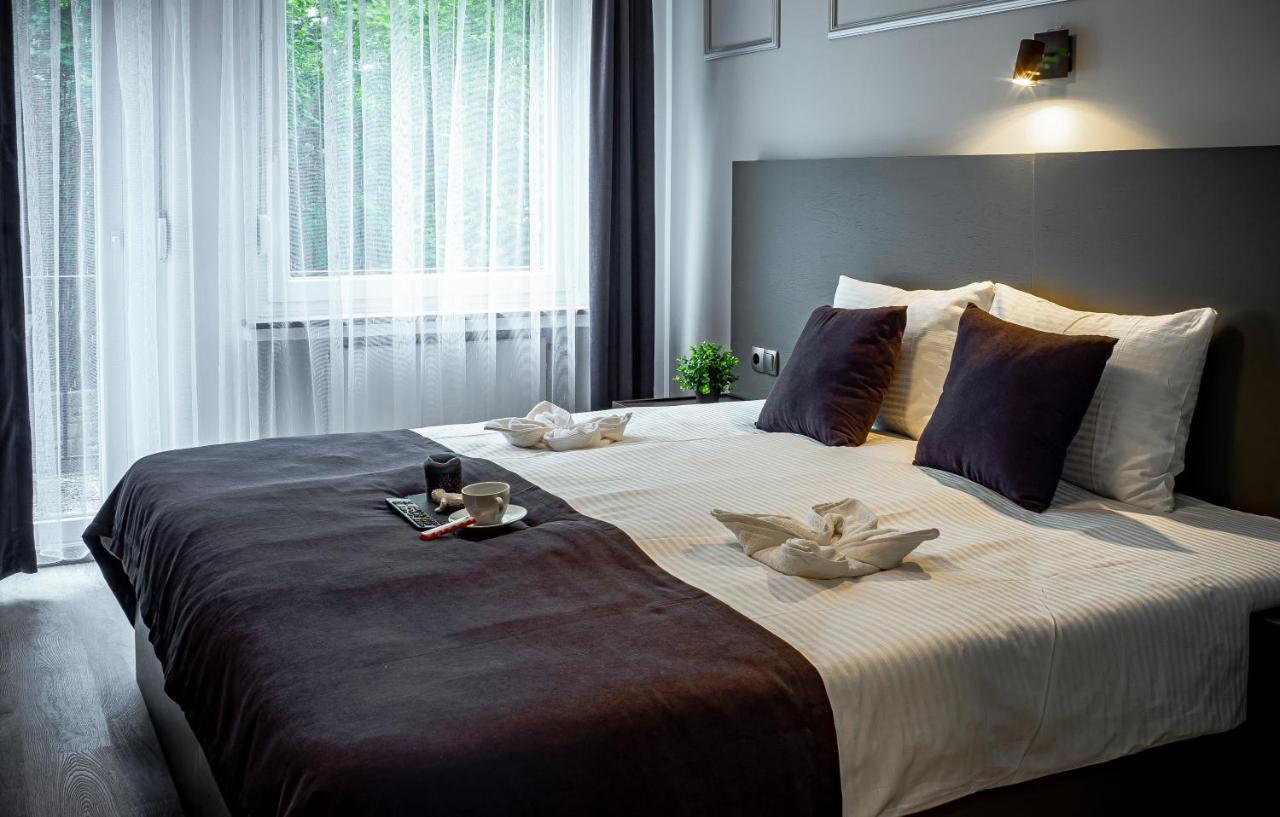 Loewen Hotel Radevormwald Esterno foto