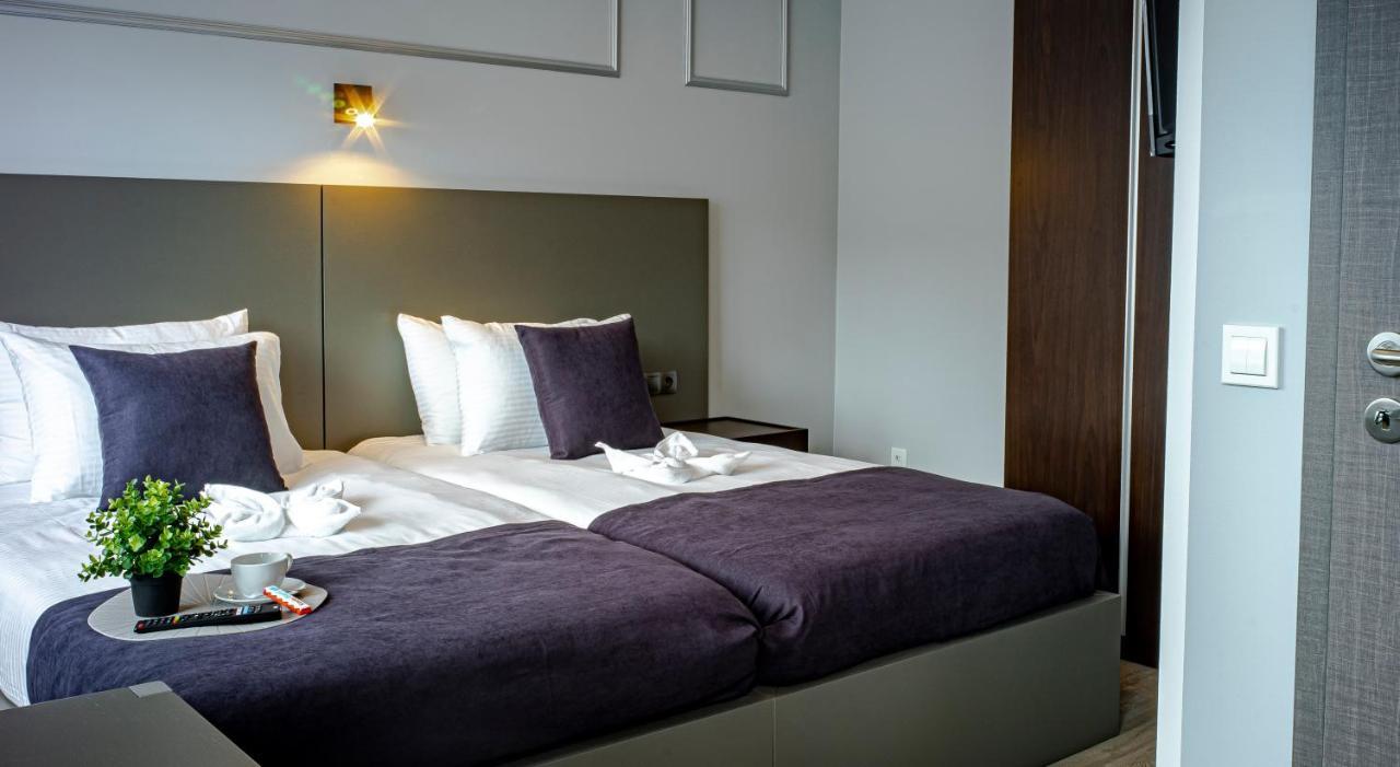Loewen Hotel Radevormwald Esterno foto