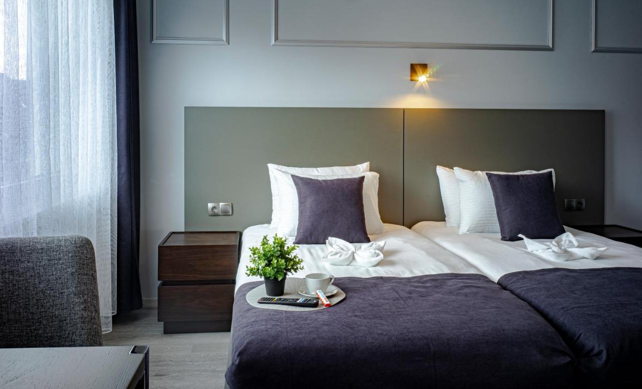 Loewen Hotel Radevormwald Esterno foto